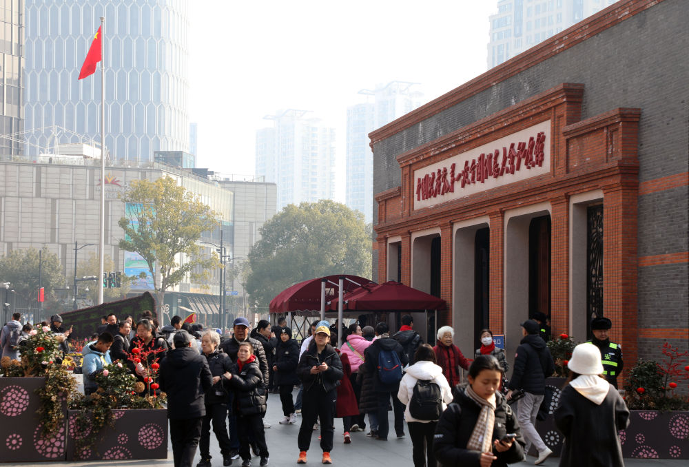 澳门一肖一特一码一中，全面释义、综合解答解释落实