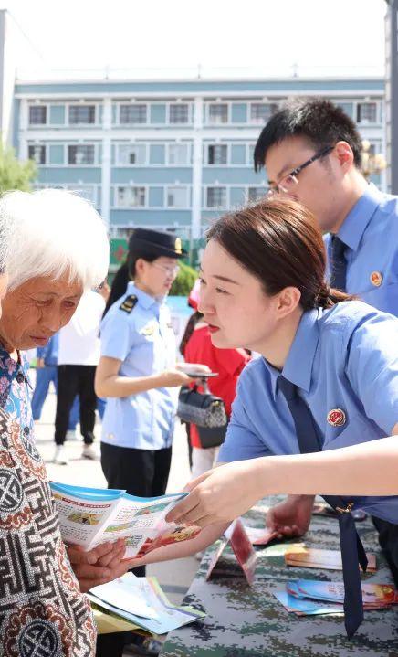 2025新澳正版资料最新更新l请全面2释义、解释与落实、深度解答解释落实
